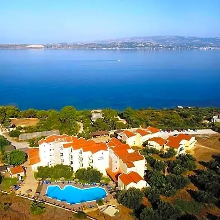 Lassi Hotel 3*
