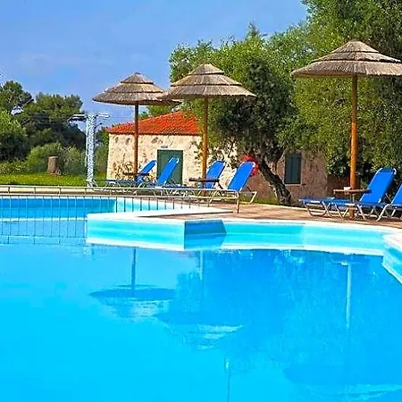Lassi Hotel 3*
